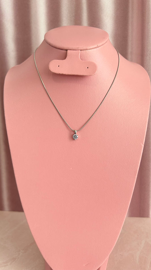 Collar circonia blanca