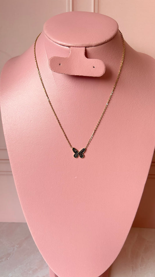 Collar mariposa negra