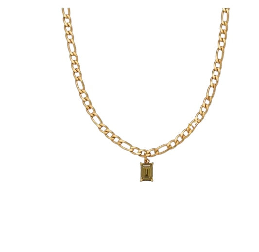 Collar clásico verde oliva