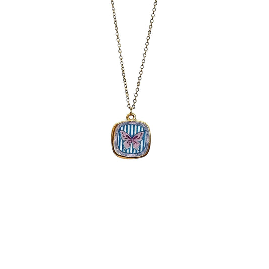 Collar mariposa