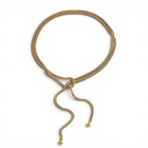 Collar corbata dorado
