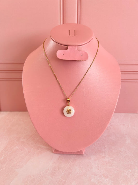 Collar piedra blanca