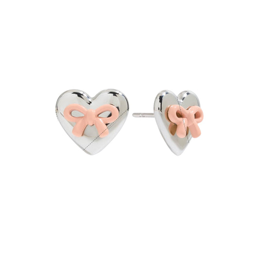 Arete corazón moño