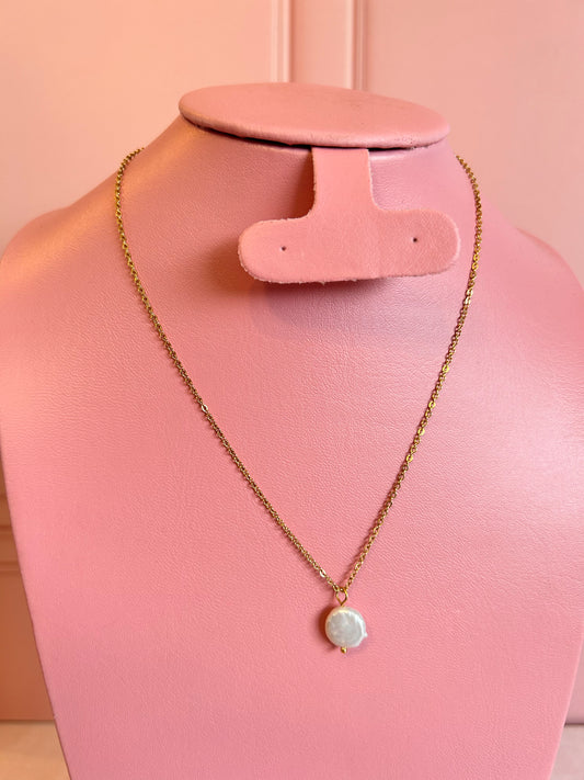 Collar perla plana