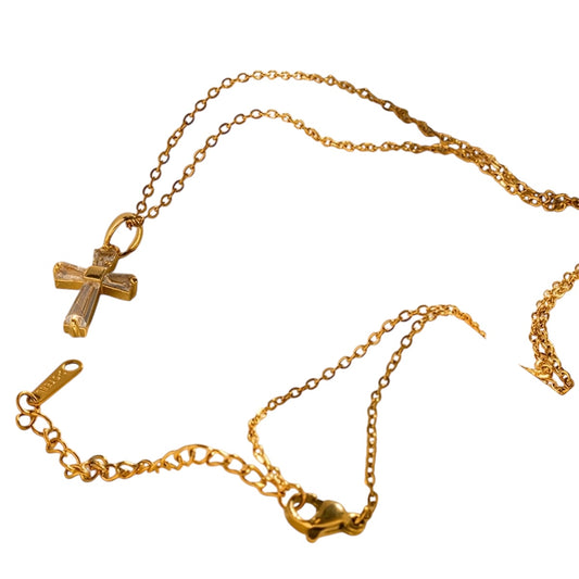Collar cruz
