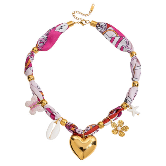 Collar corazón pañoleta