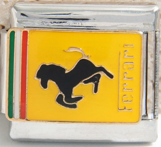 Charm Ferrari plateado