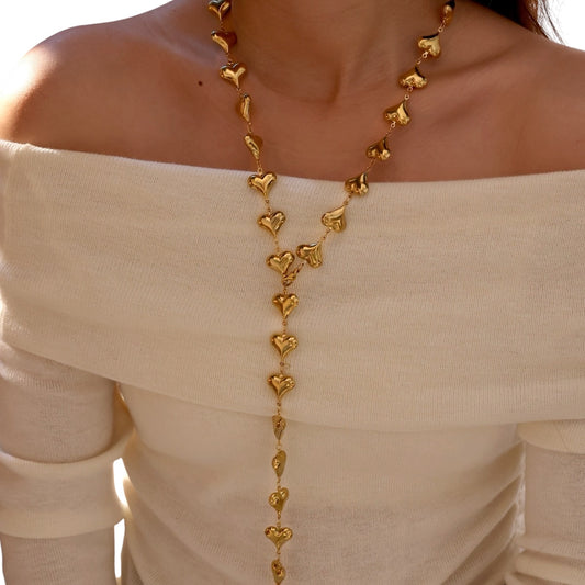 Collar corbata corazón 💛