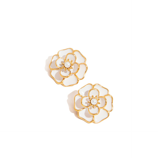 Arete flor blanca